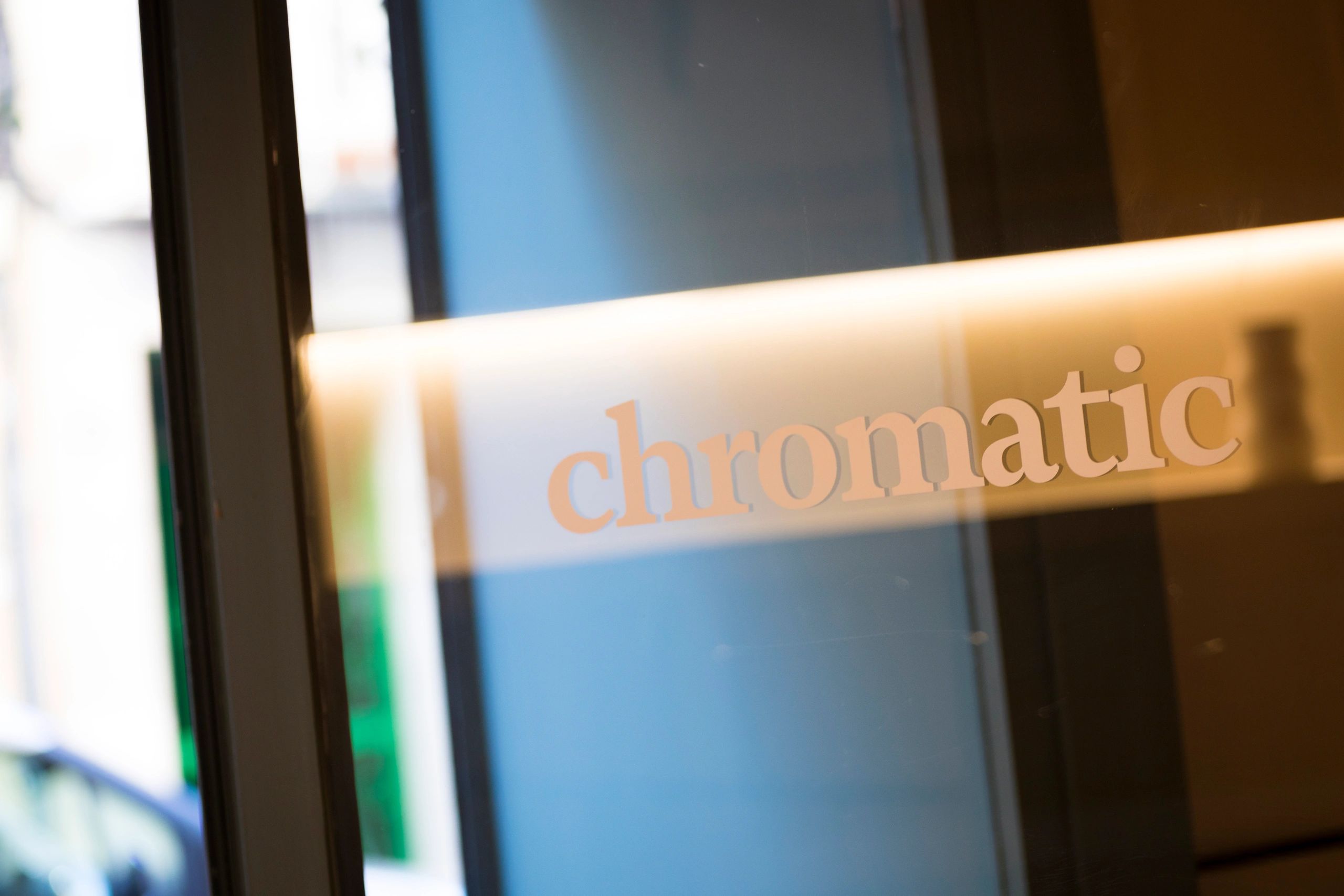 chromatic café