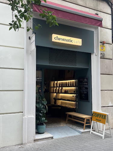 chromatic café