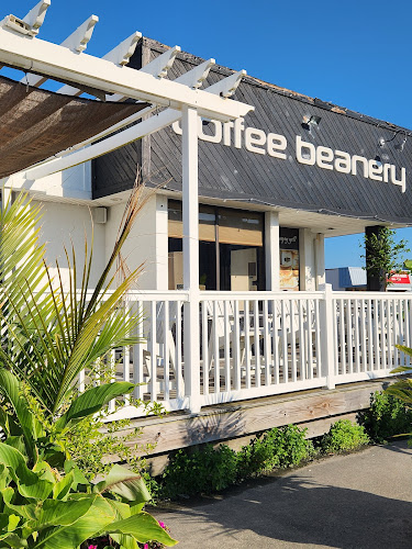 Coffee Beanery Internet Cafe