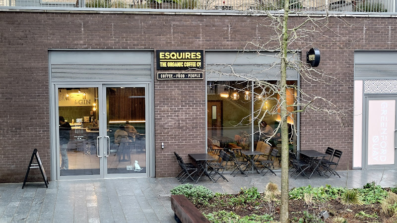 Esquires London - Greenford Quay